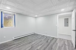 405 Puritan Dr, Yaphank, NY 11967 - Photo 43