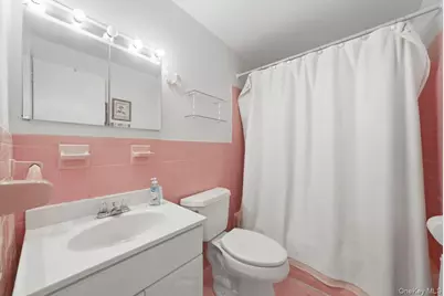 147 Mile Square Road, Yonkers, NY 10701 - Photo 33