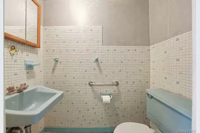 147 Mile Square Road, Yonkers, NY 10701 - Photo 13