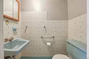 147 Mile Square Rd, Yonkers, NY 10701 - Photo 13