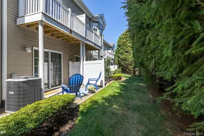 106 Spring Drive, East Meadow, NY 11554 - Photo 33