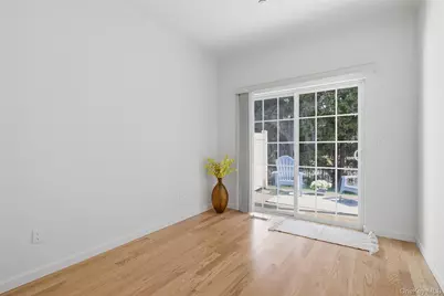106 Spring Drive, East Meadow, NY 11554 - Photo 17