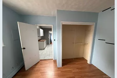 209 Moffitt Boulevard, Islip, NY 11751 - Photo 15