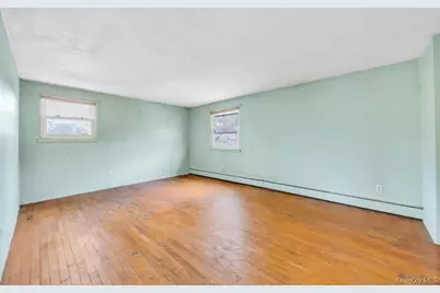 344 Boyle Road, Selden, NY 11784 - Photo 17