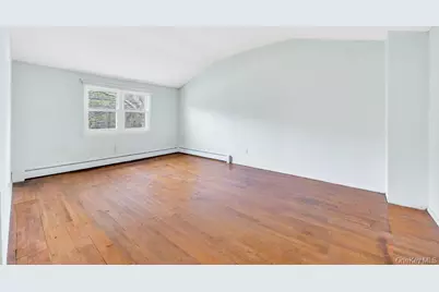 344 Boyle Road, Selden, NY 11784 - Photo 15