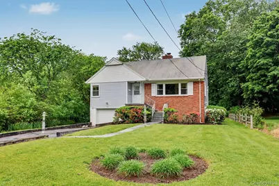 24 Bradford Avenue, Harrison, NY 10528 - Photo 3
