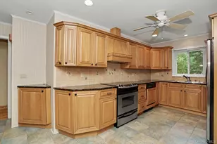 24 Bradford Ave, Harrison, NY 10528 - Photo 13
