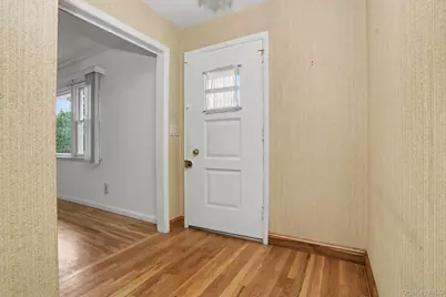 24 Bradford Avenue, Harrison, NY 10528 - Photo 7