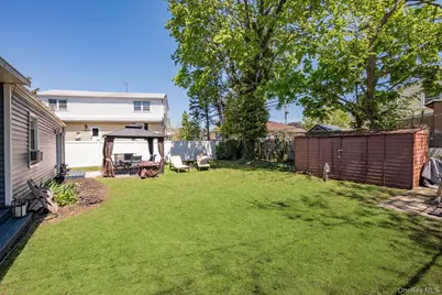 17 Vista Lane, Levittown, NY 11756 - Photo 19