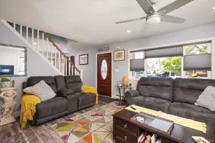 17 Vista Ln, Levittown, NY 11756 - Photo 9