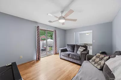 938 Skyline Drive, Coram, NY 11727 - Photo 9
