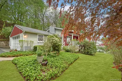 100 Lakeview Avenue, Valhalla, NY 10595 - Photo 3