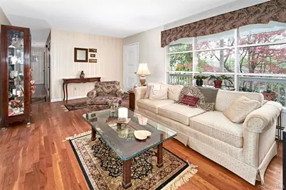 100 Lakeview Avenue, Valhalla, NY 10595 - Photo 7