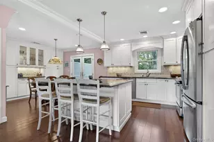 1 Tufts Pl, Greenlawn, NY 11740 - Photo 11