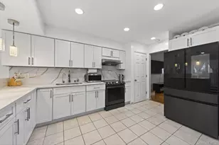 147 New York Ave, West Hempstead, NY 11552 - Photo 11