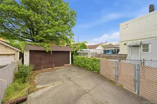 66-61 74th St, Middle Village, NY 11379 - Photo 5