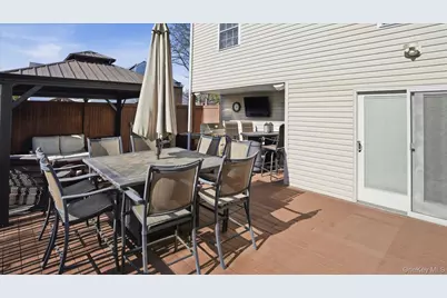20 Camp Drive, Selden, NY 11784 - Photo 27