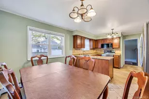 25 Gould Rd, Centereach, NY 11720 - Photo 9