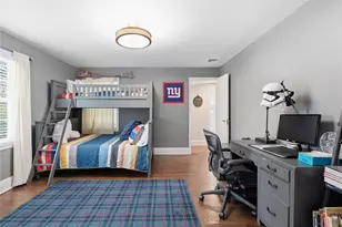 140 Remington Rd, Manhasset, NY 11030 - Photo 29