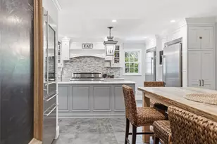 140 Remington Rd, Manhasset, NY 11030 - Photo 15