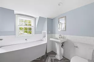 140 Remington Rd, Manhasset, NY 11030 - Photo 31