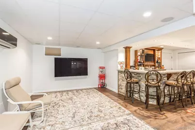 12 Midvale Avenue, Port Jefferson, NY 11777 - Photo 19