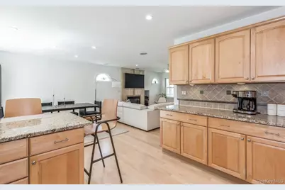 12 Midvale Avenue, Port Jefferson, NY 11777 - Photo 5