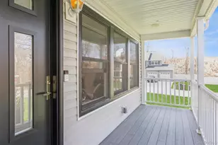 12 Midvale Ave, Port Jefferson, NY 11777 - Photo 3