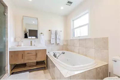 12 Midvale Avenue, Port Jefferson, NY 11777 - Photo 15