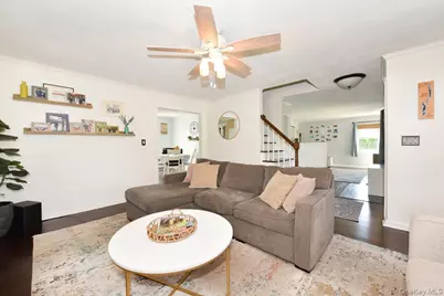 2115 Jefferson Street, Merrick, NY 11566 - Photo 5