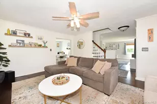 2115 Jefferson St, Merrick, NY 11566 - Photo 5