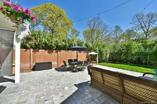 2115 Jefferson St, Merrick, NY 11566 - Photo 27