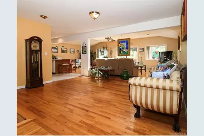 199 Hanson Lane, New Rochelle, NY 10804 - Photo 3