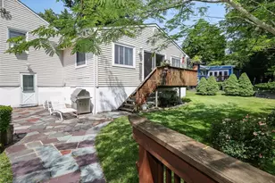 199 Hanson Ln, New Rochelle, NY 10804 - Photo 11