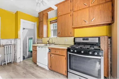93-22 245th Street, Floral Park, NY 11001 - Photo 15