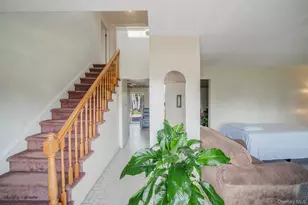 75 2nd Pl, Central Islip, NY 11722 - Photo 5