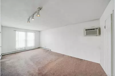 75 2nd Place, Central Islip, NY 11722 - Photo 17