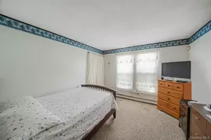 75 2nd Pl, Central Islip, NY 11722 - Photo 15