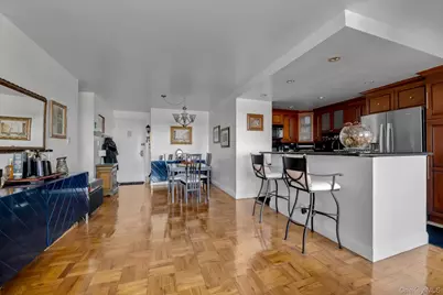 125-10 Queens Boulevard #2009, Kew Gardens, NY 11415 - Photo 5