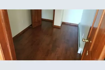 10515 Jamaica Avenue, Richmond Hill, NY 11418 - Photo 23