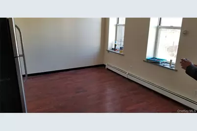 10515 Jamaica Avenue, Richmond Hill, NY 11418 - Photo 13