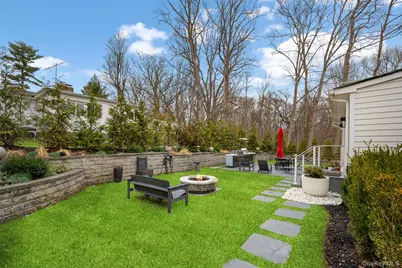 2 Hewlett Place, Great Neck, NY 11024 - Photo 43