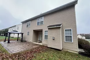 10 Johanna Dr, Newburgh, NY 12550 - Photo 15