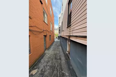 1129 Beach Avenue, Bronx, NY 10472 - Photo 3