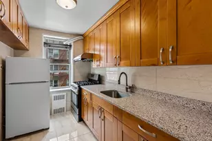 67-25 Dartmouth St, Forest Hills, NY 11375 - Photo 9