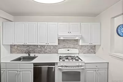 333 E Broadway #4K, Long Beach, NY 11558 - Photo 13