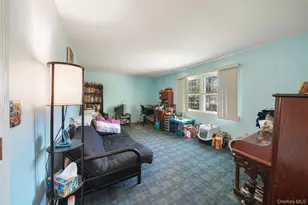 13 Kupperman Ln, Monsey, NY 10952 - Photo 21