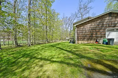 13 Kupperman Lane, Monsey, NY 10952 - Photo 5