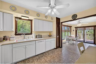 77 Maidstone Drive, Walden, NY 12586 - Photo 13