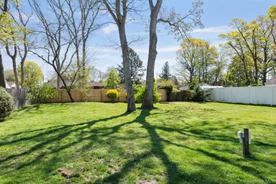 1321 Thompson Drive, Bay Shore, NY 11706 - Photo 23